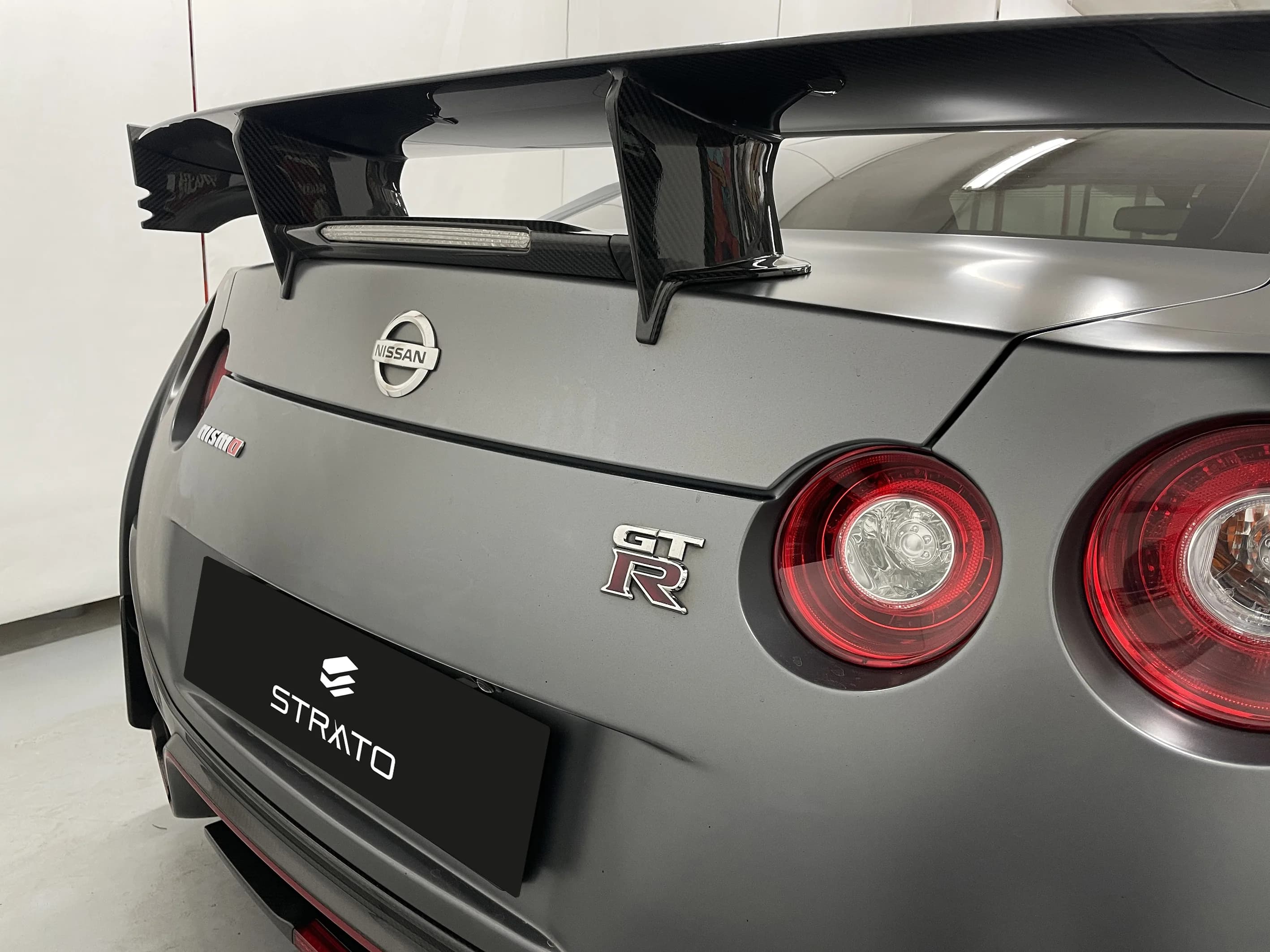 Nissan GTR Nismo - Detailing | Oscuramento
