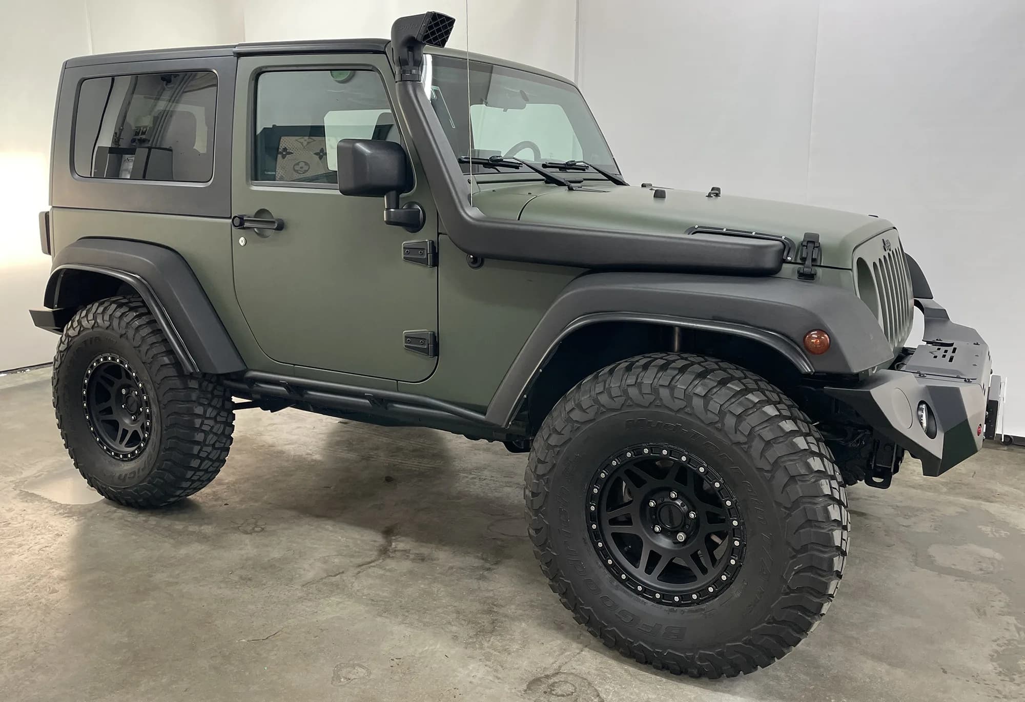 Jeep Wrangler Rubicon | Wrapping Military Green