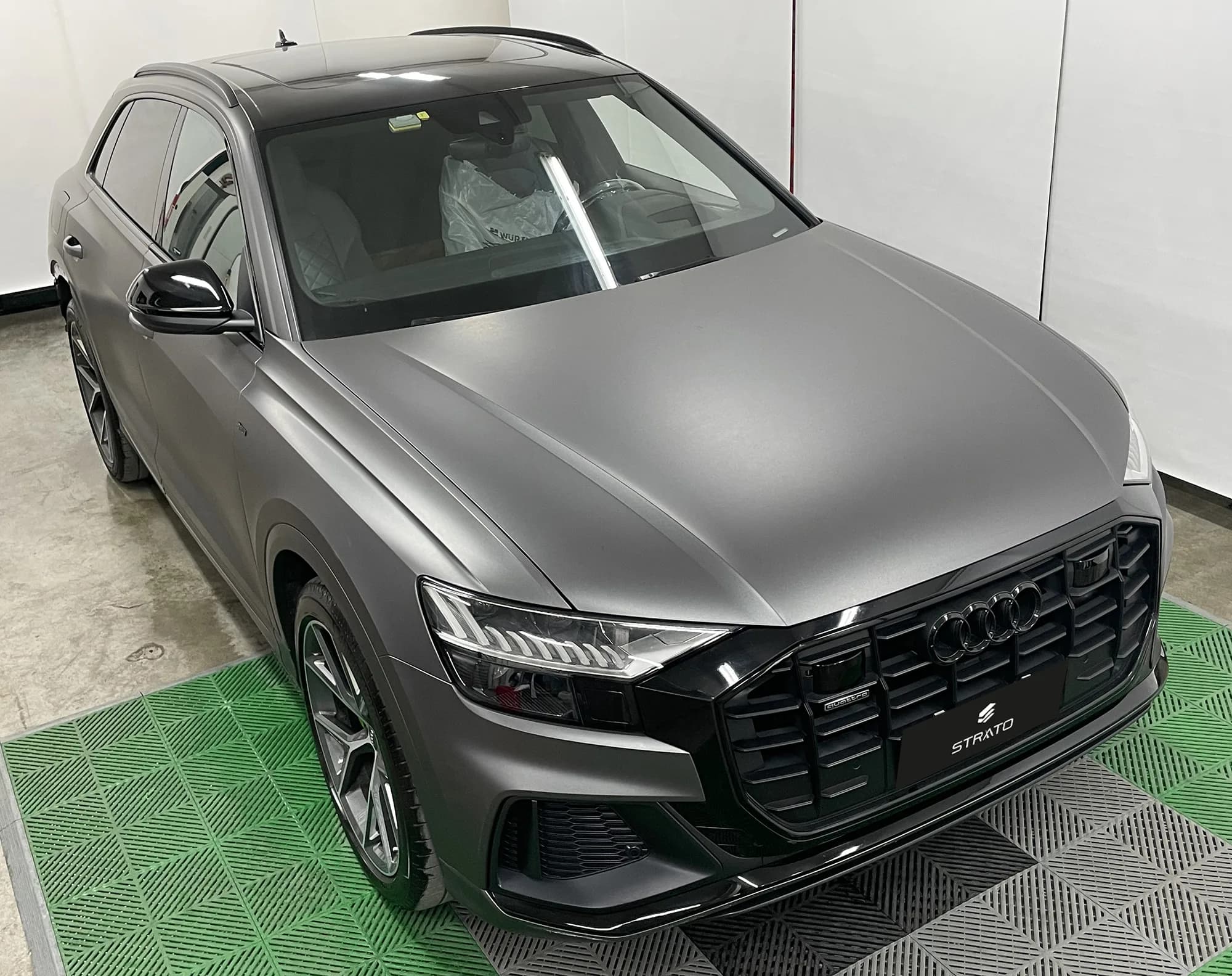 Audi Q8 | Matte Dark Gray