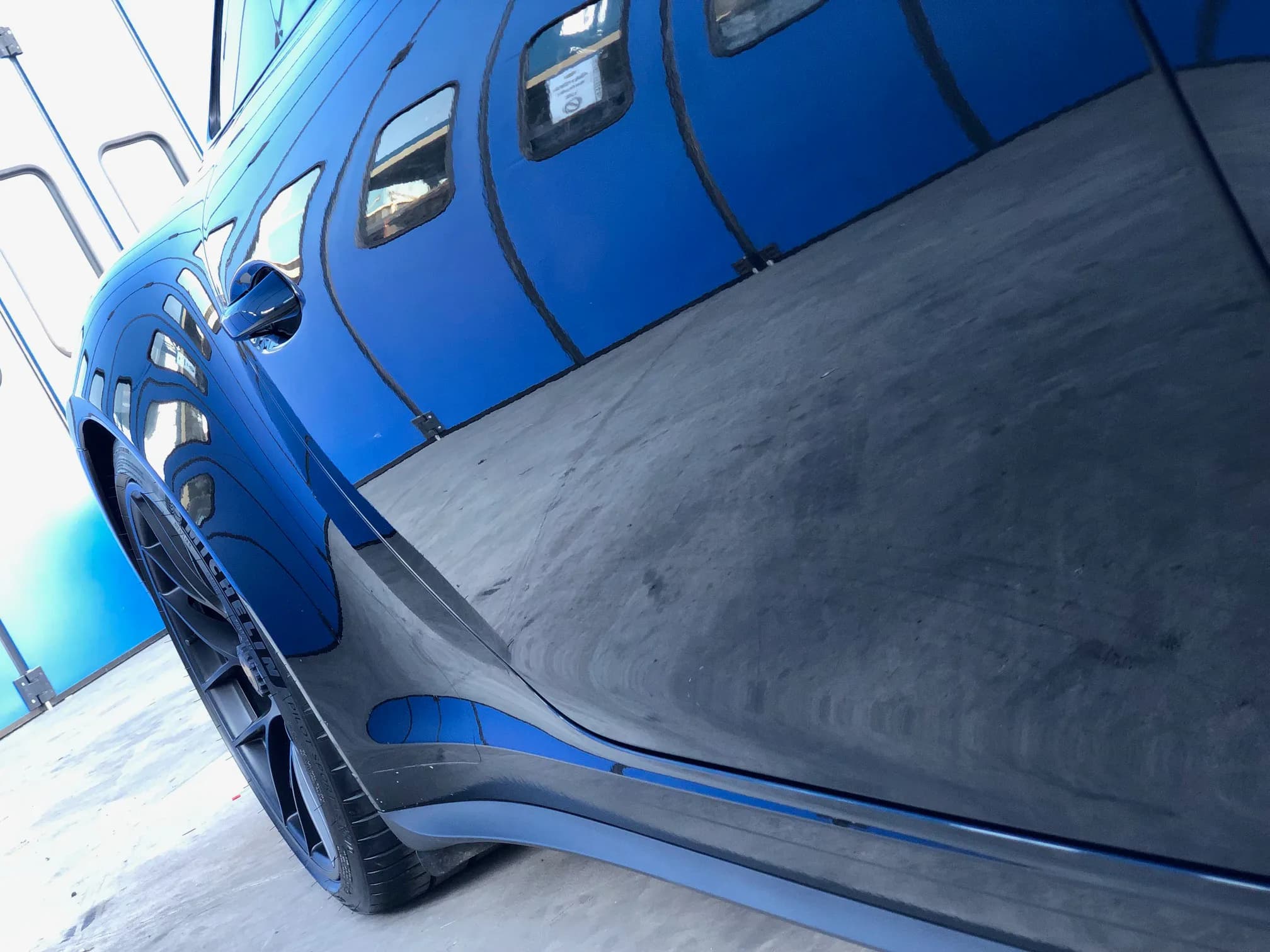 Porsche Carrera 4 GTS - Car Detailing