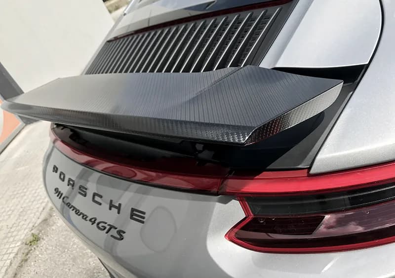 Porsche 911 Carrera 4 GTS - Wrapping Spioler + Paint Protection Film