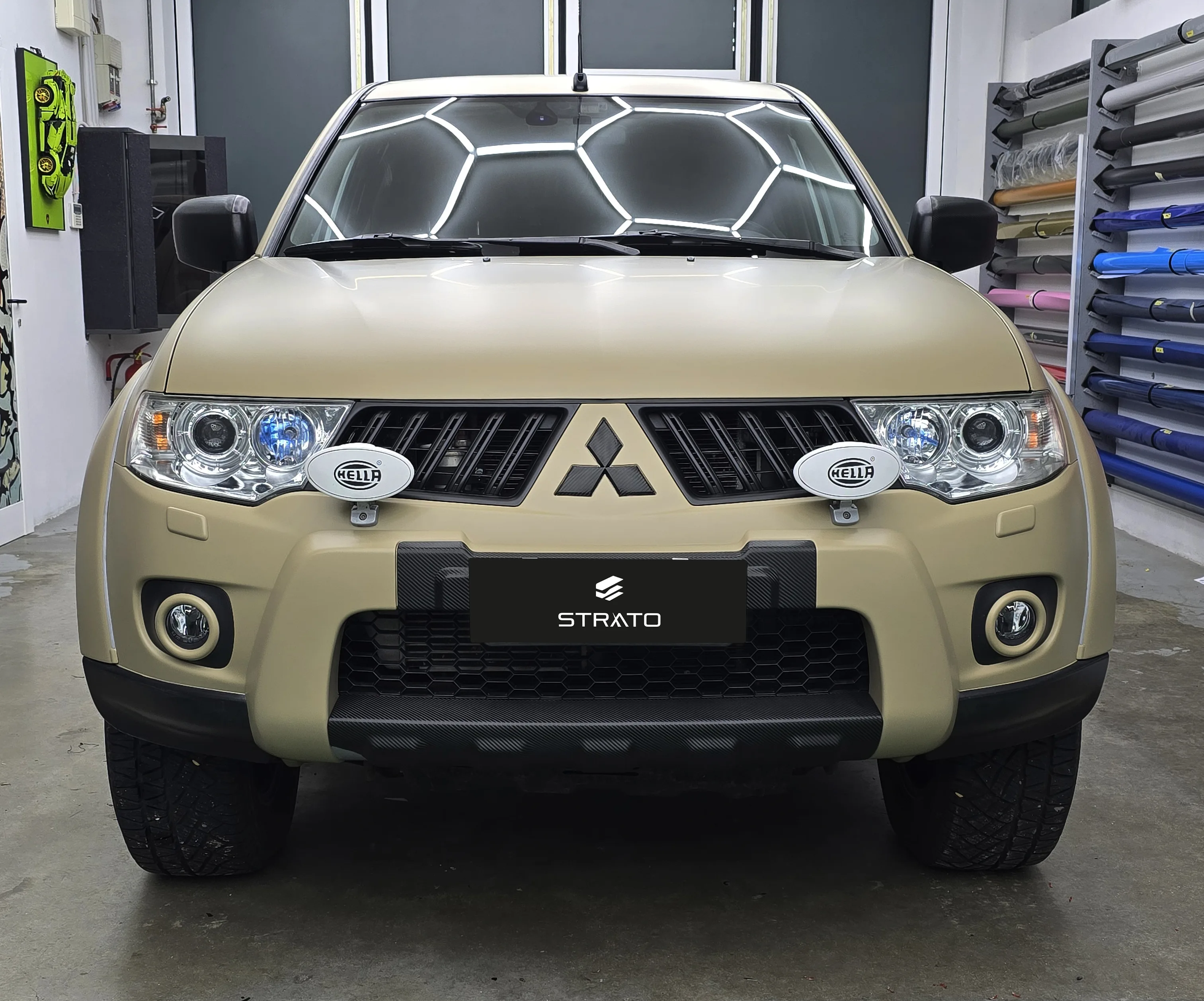 Mitsubishi L200 | Car Wrapping Satin Sandstorm