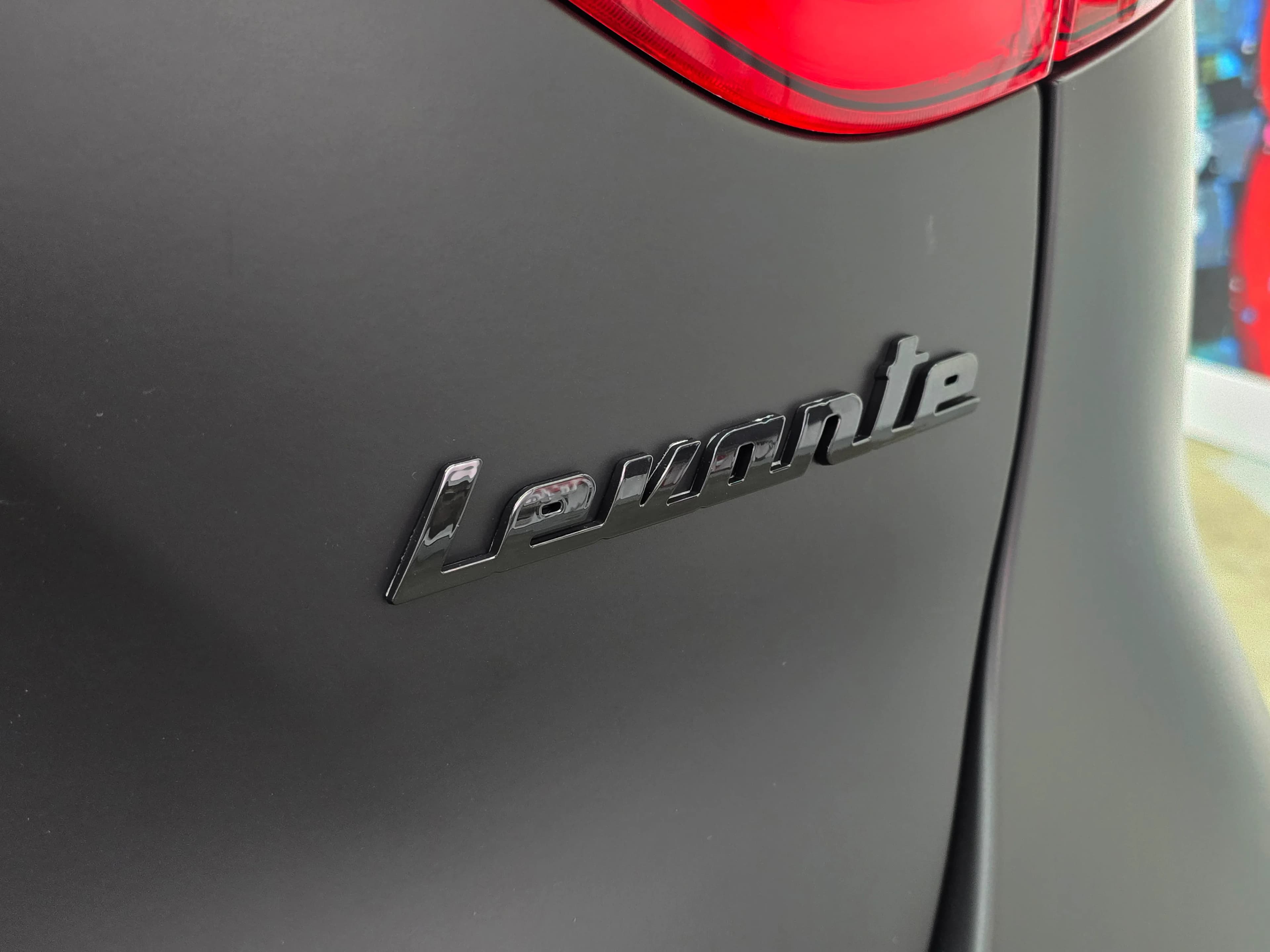 Maserati Levante | Car Wrapping Matte Deep Black