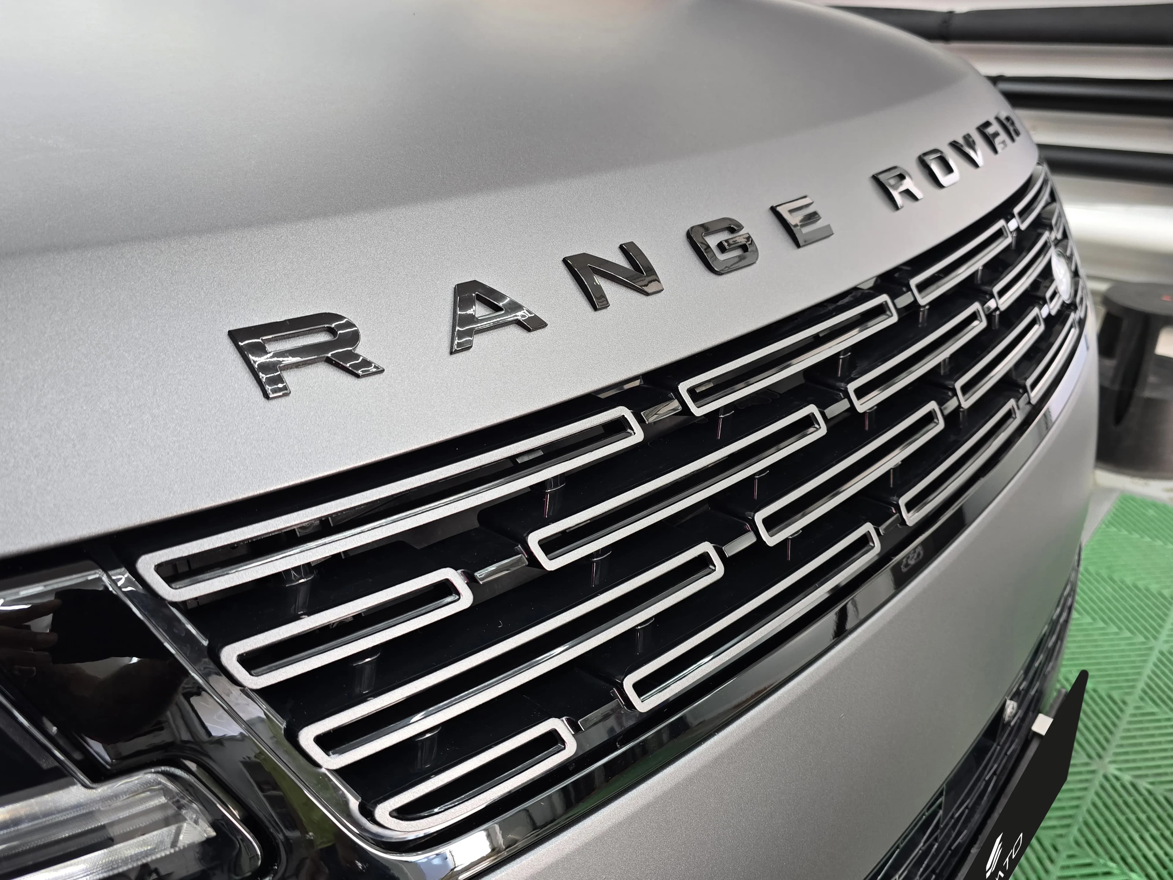Range Rover Sport | Wrapping Matte Dark Grey