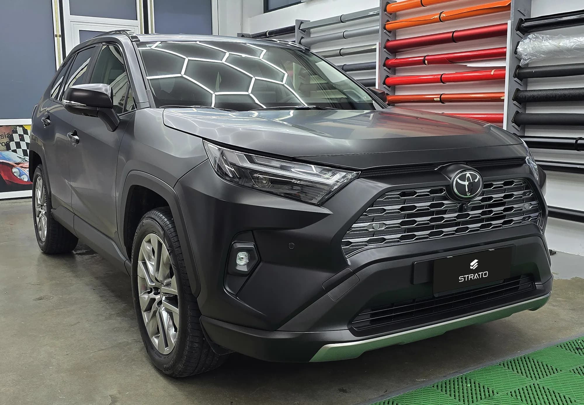 Toyota Rav 4 | Car Wrapping Satin Black