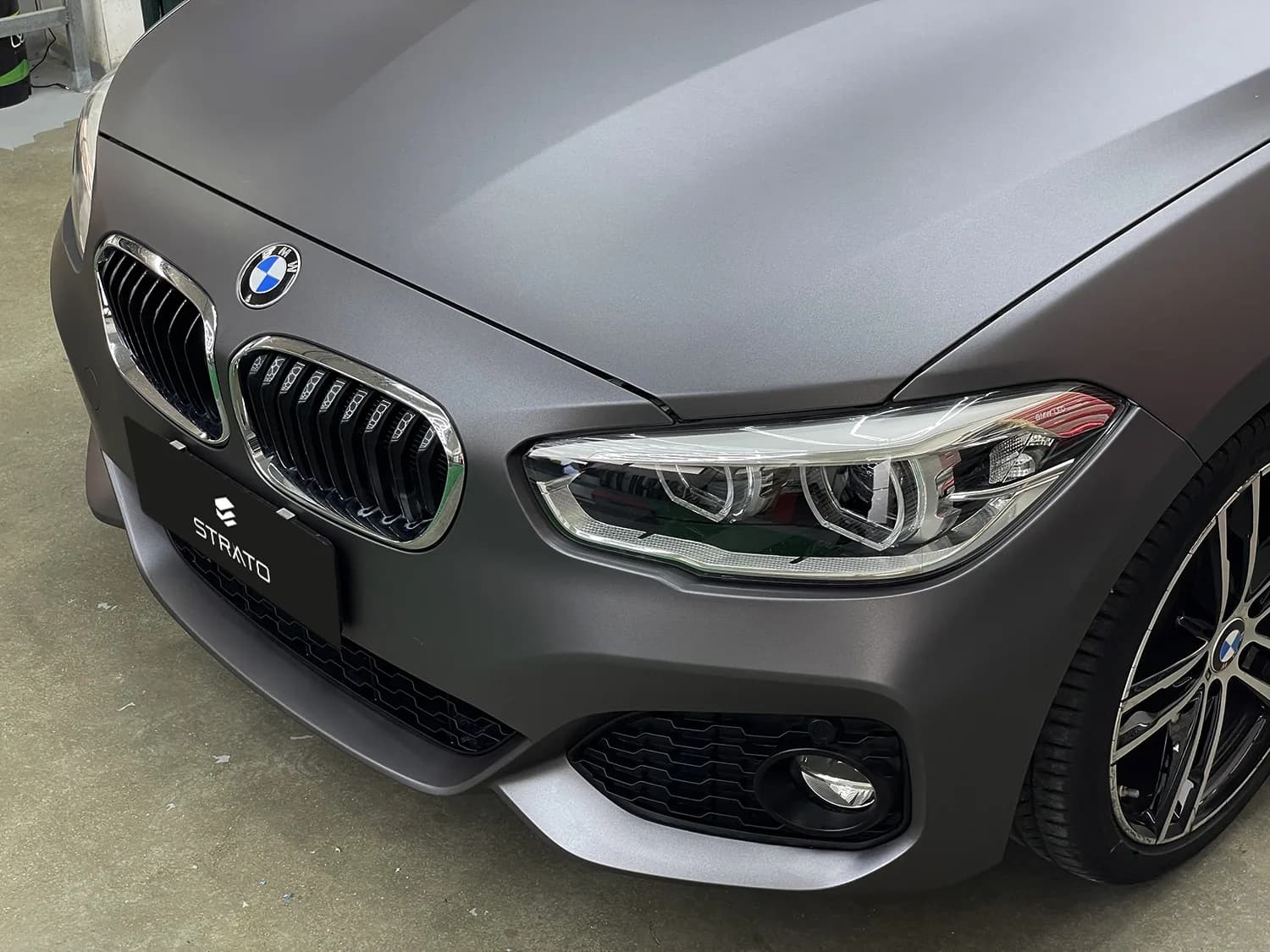 Bmw Serie 1 | Wrapping Matte Dark Gray