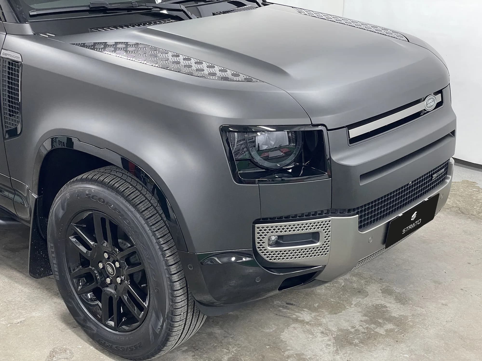 Land Rover Defender 90 | Car Wrapping