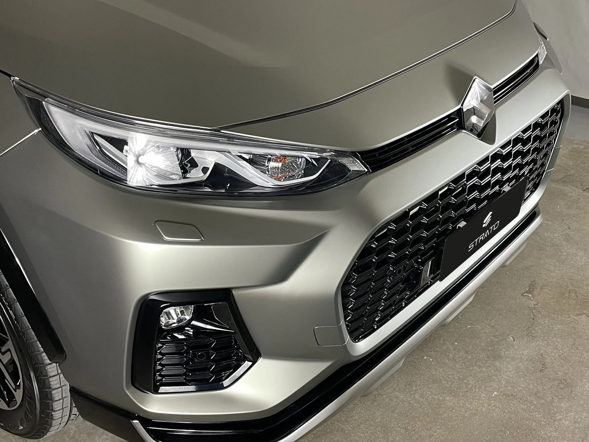 Suzuki Across | Wrapping Ghost Khaki