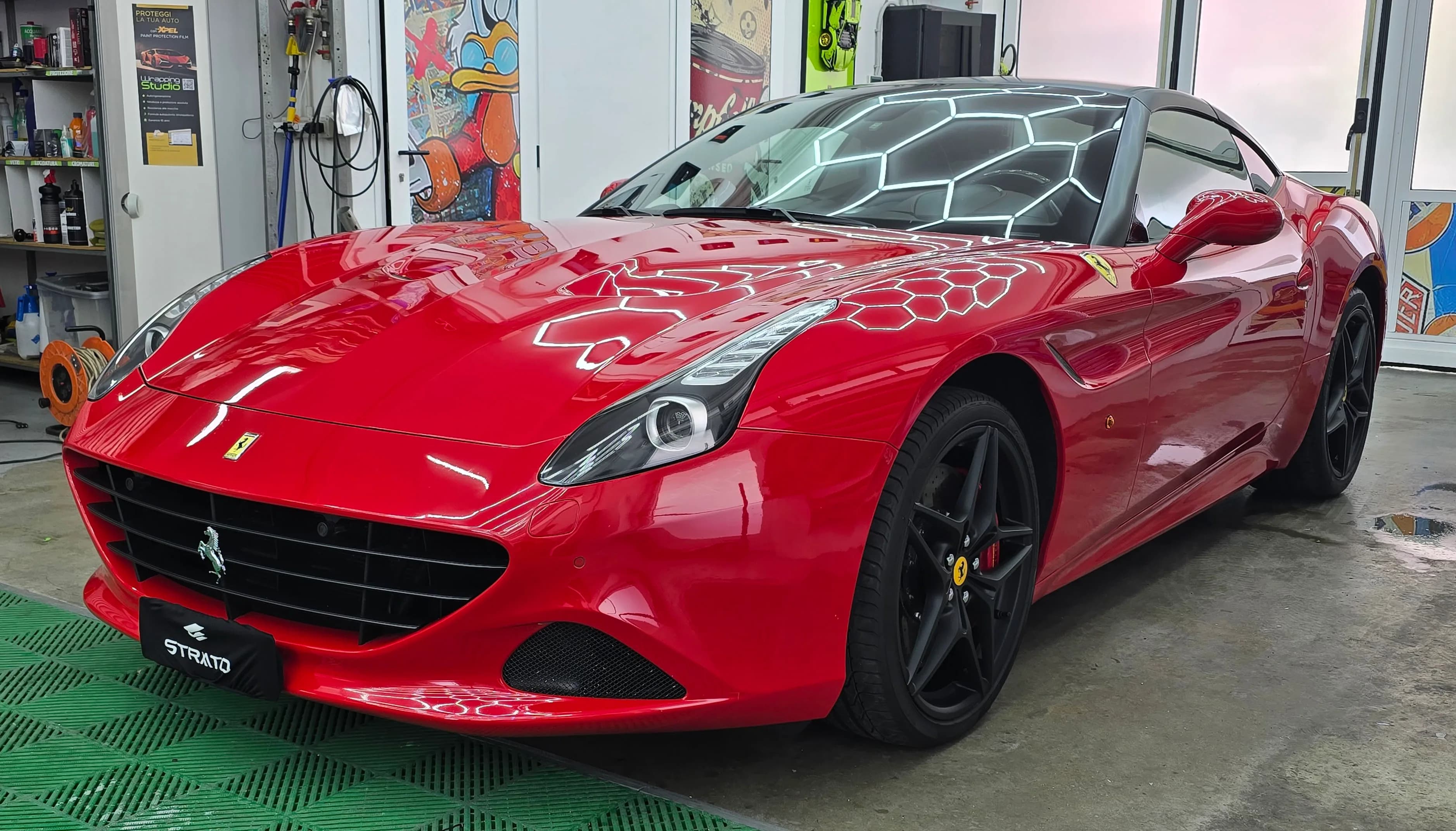 Ferrari California | PPF - Wrapping Satin Black