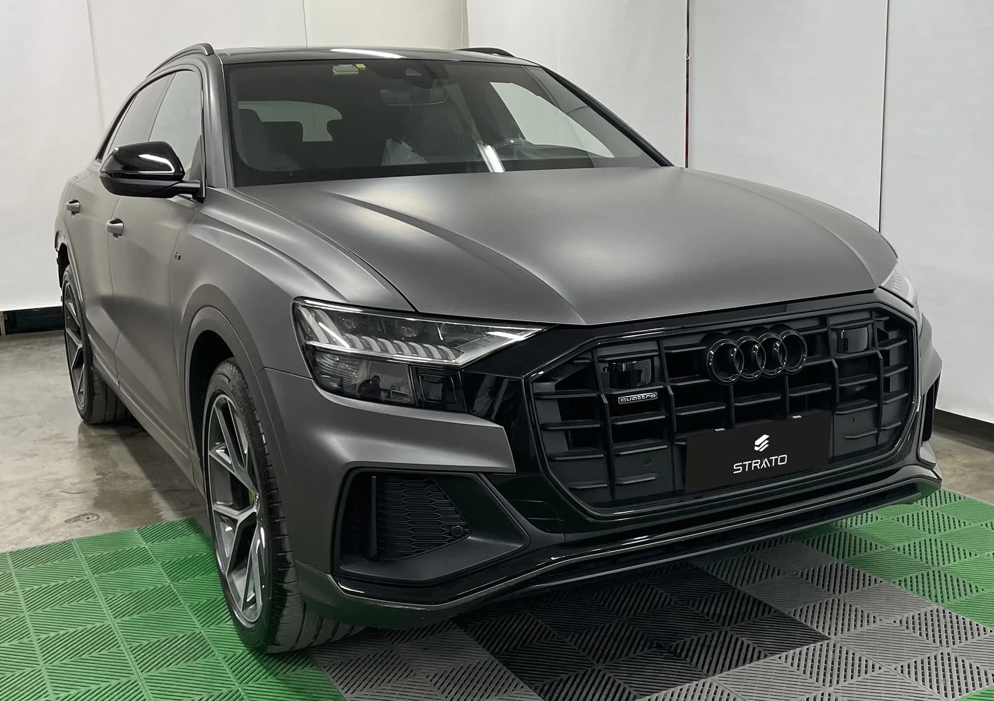 Audi Q8 | Matte Dark Gray
