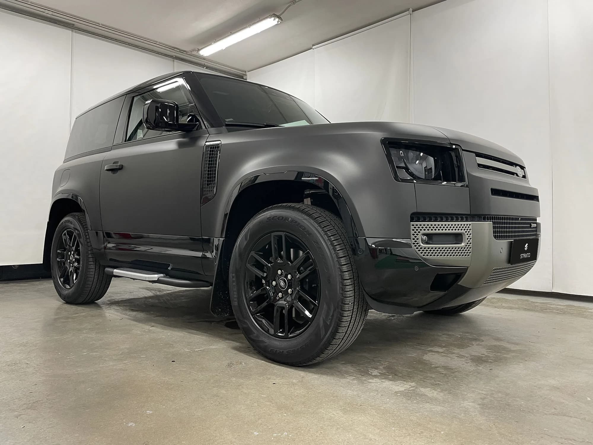 Land Rover Defender 90 | Car Wrapping