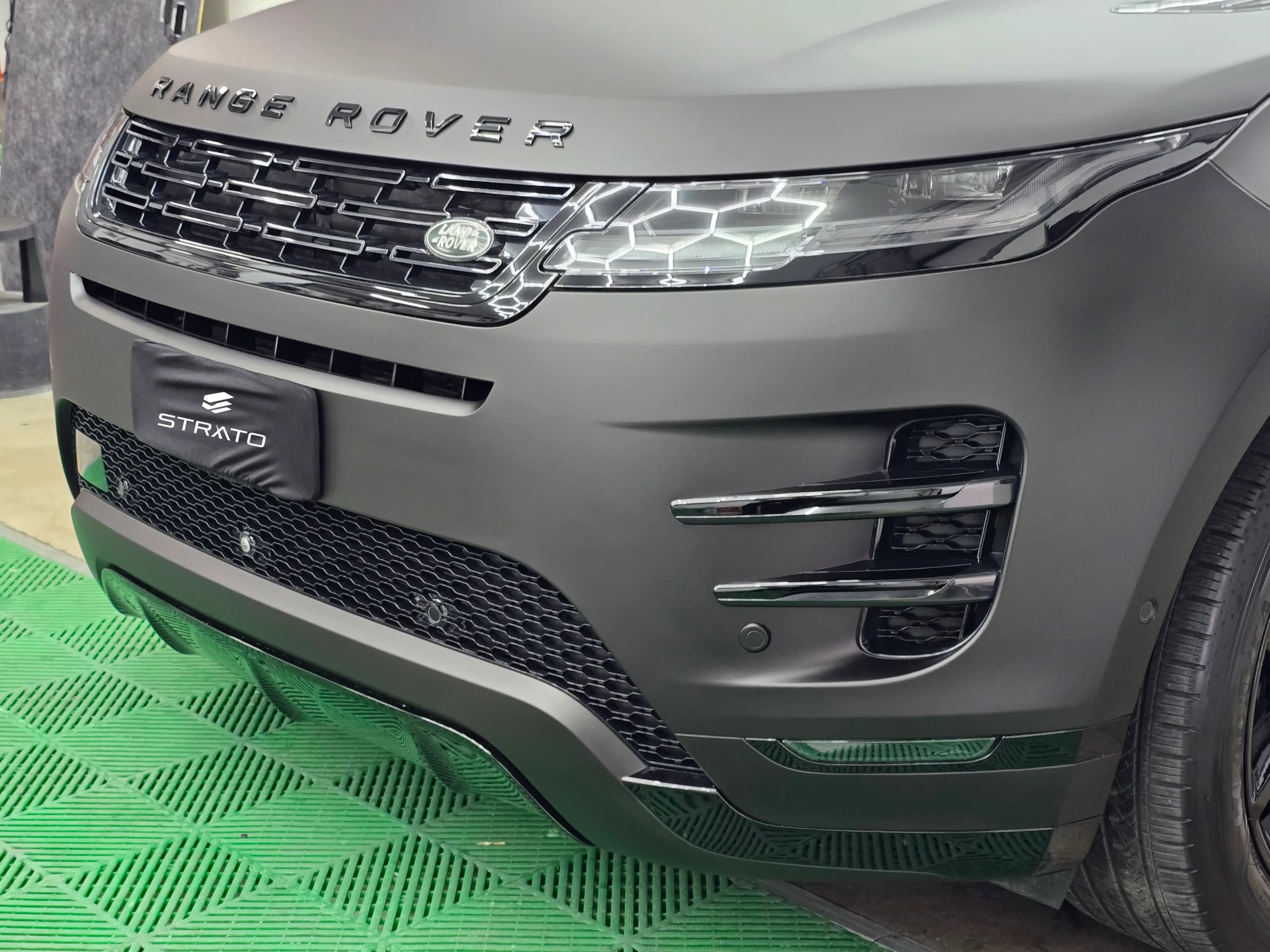 Range Rover Evoque | Wrapping Completo Matte Dark Black