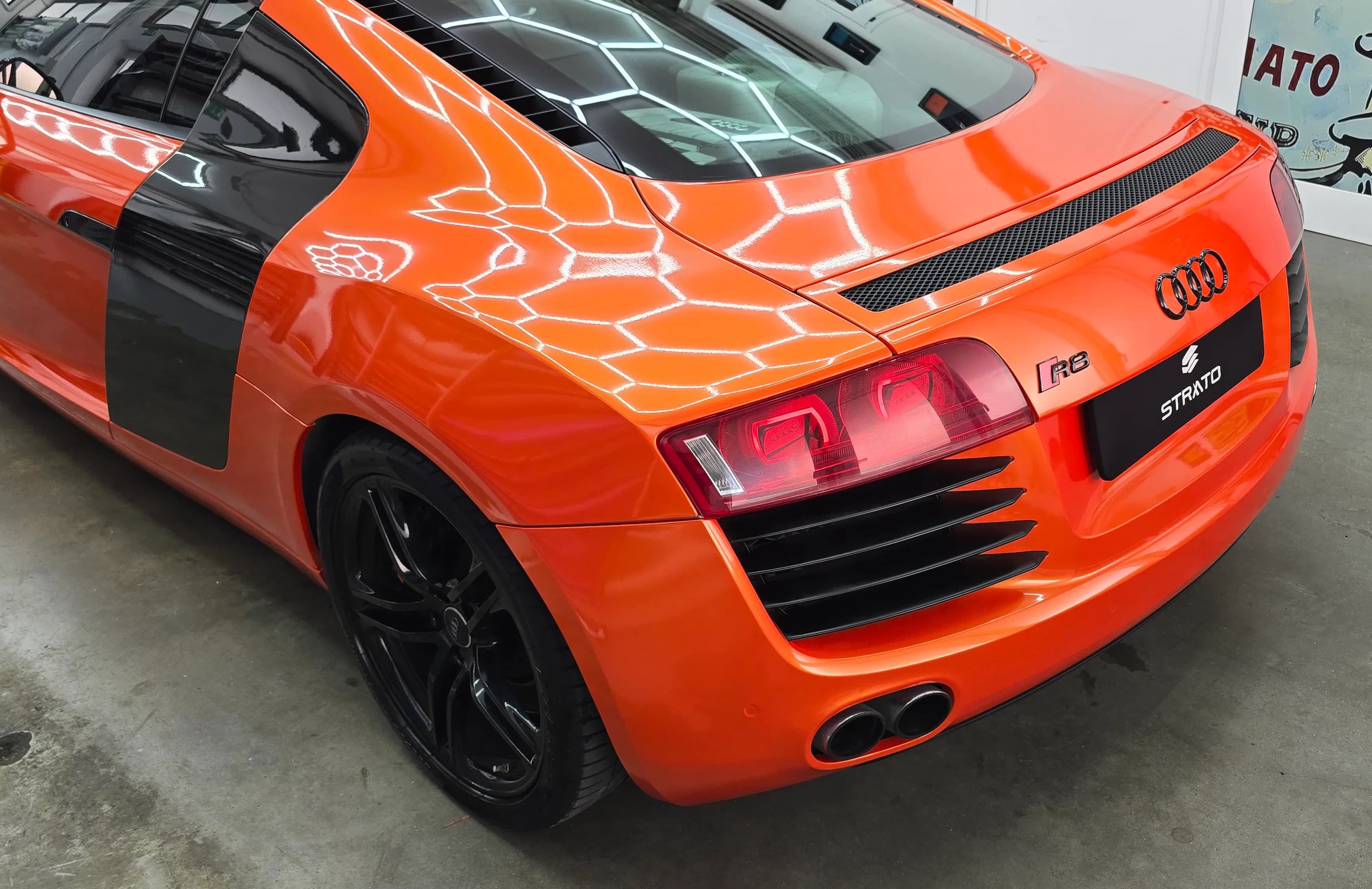 Audi R8 | Wrapping Gloss Metal Electric Sunset