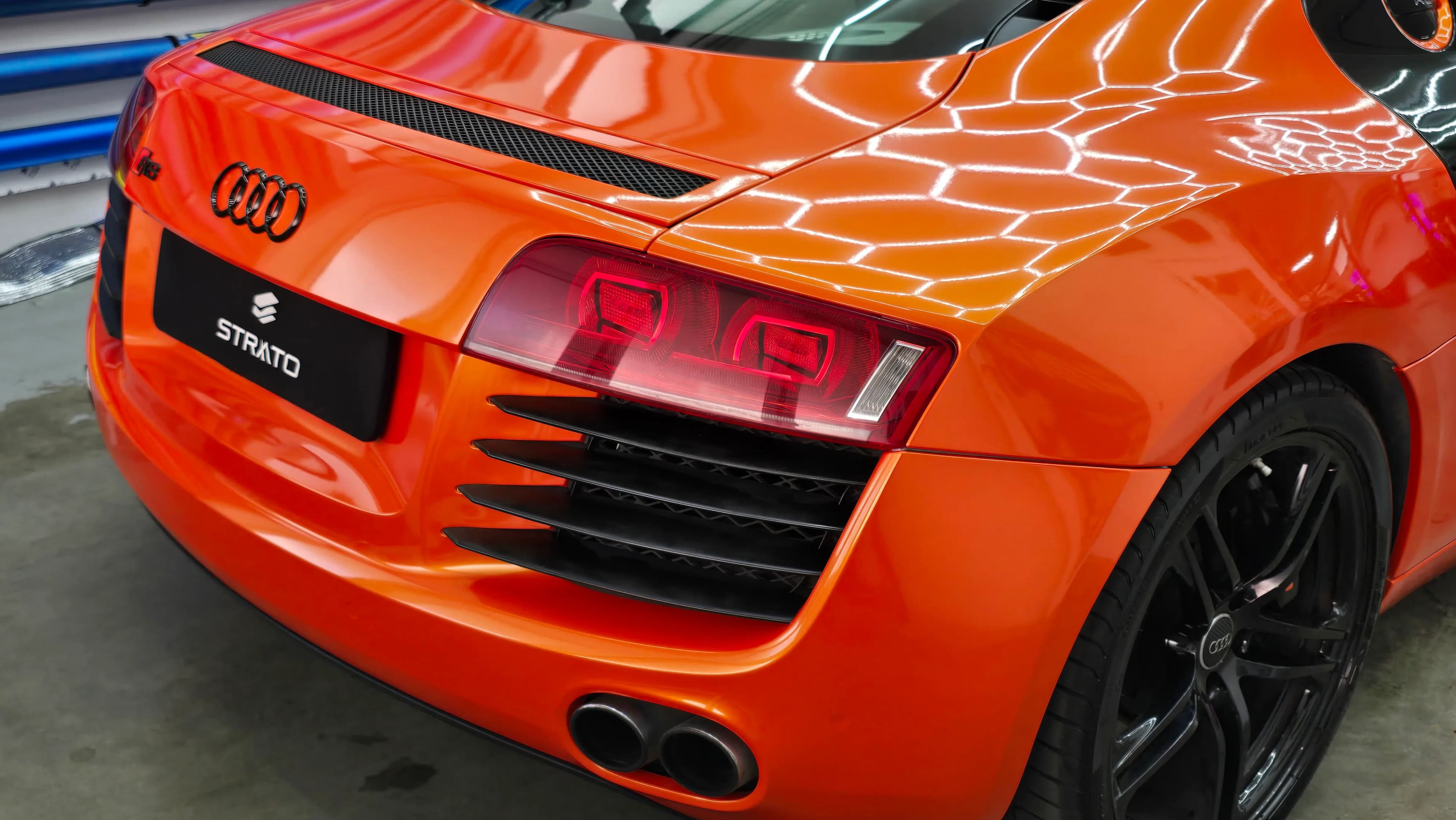 Audi R8 | Wrapping Gloss Metal Electric Sunset