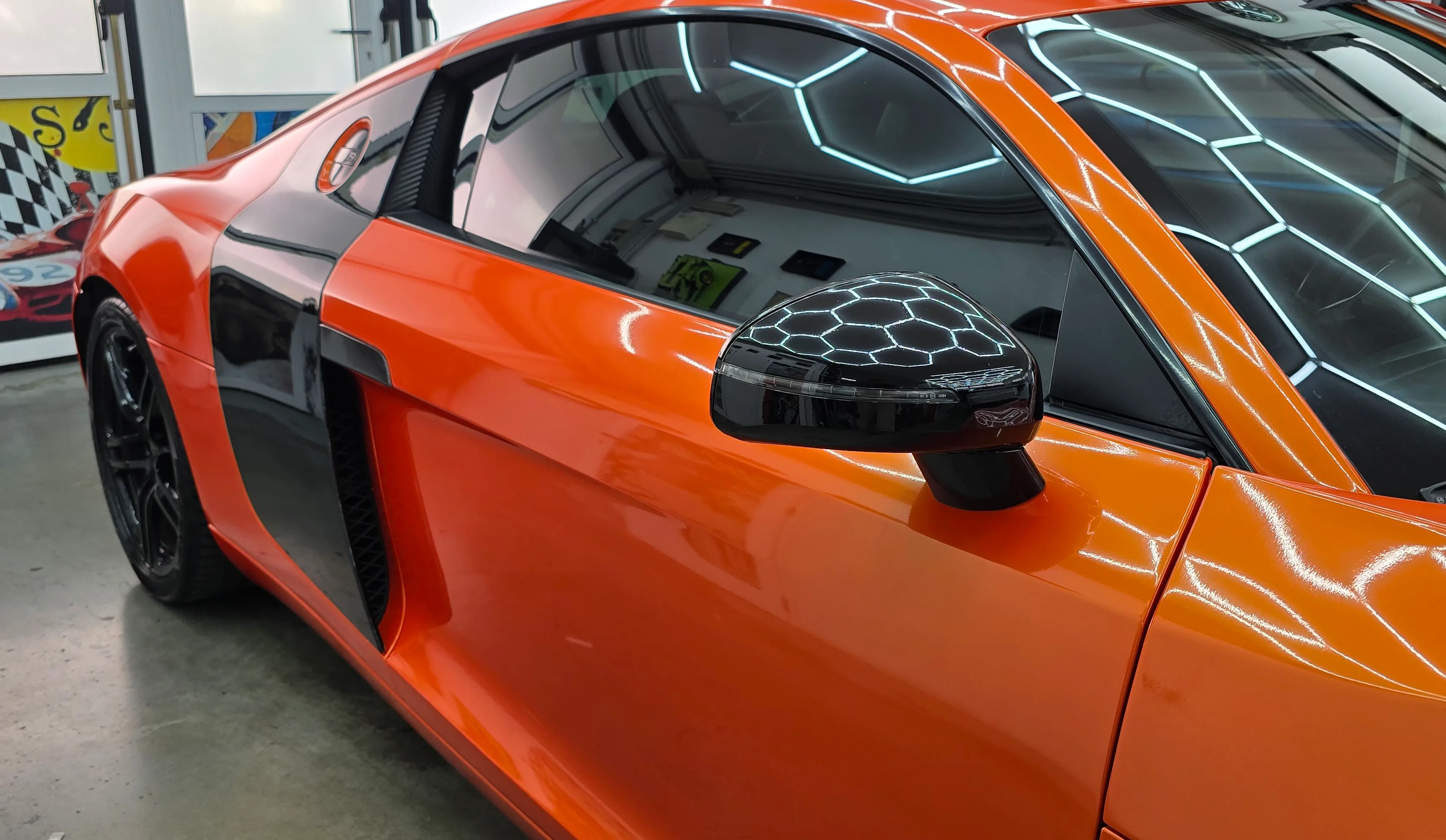 Audi R8 | Wrapping Gloss Metal Electric Sunset