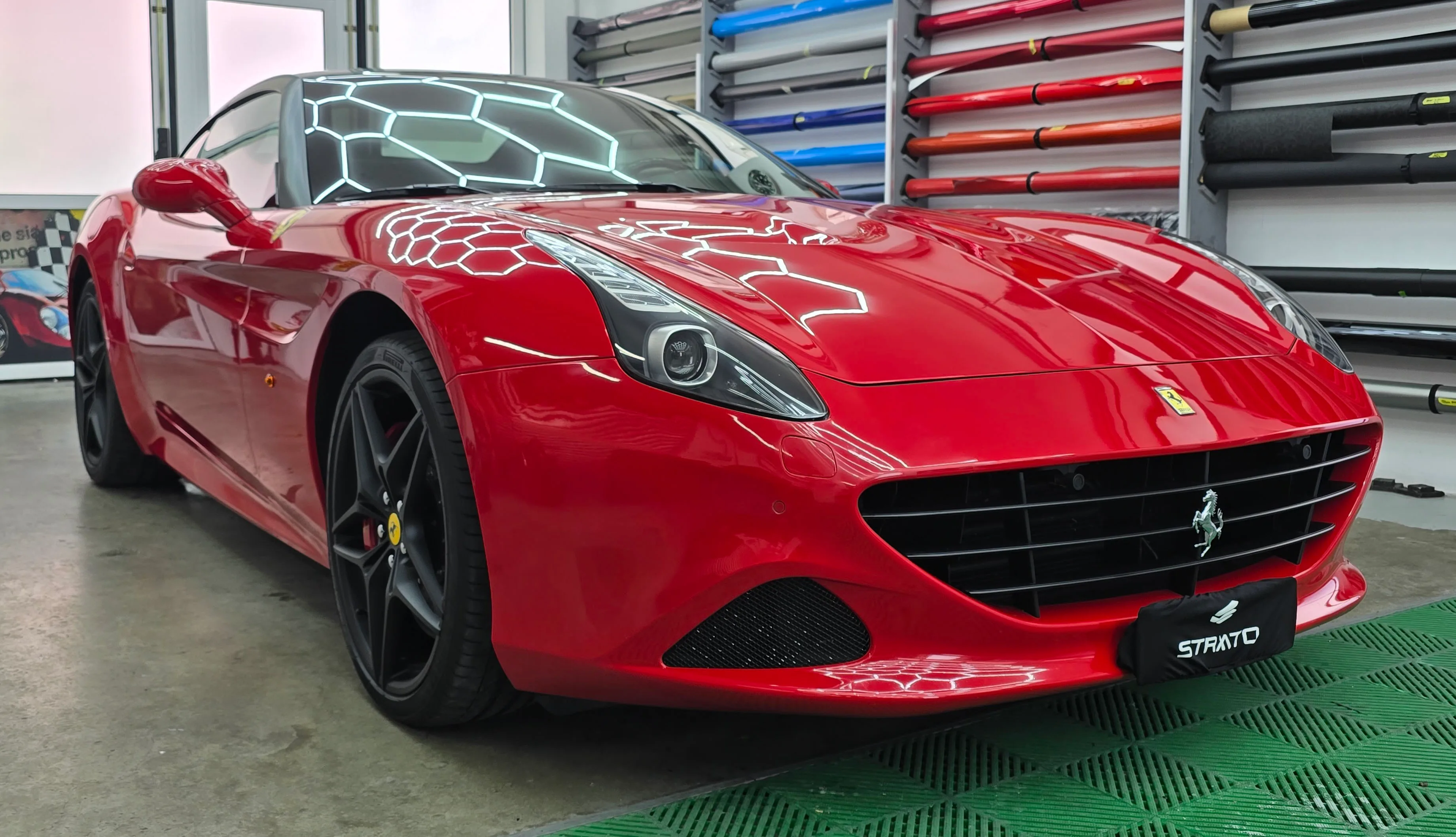 Ferrari California | PPF - Wrapping Satin Black