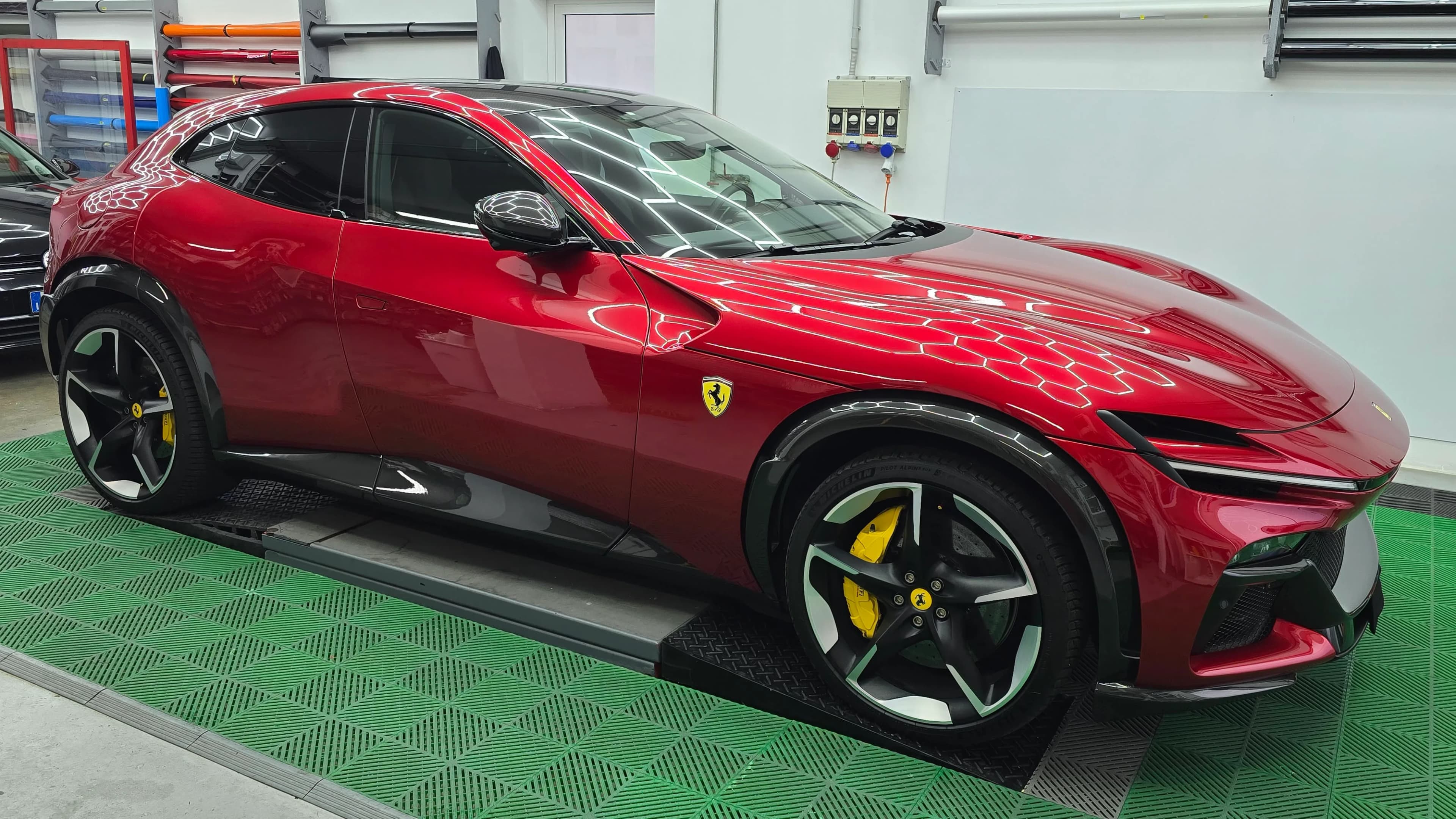 Ferrari Purosangue | PPF - Detailing TPU Real Carbon