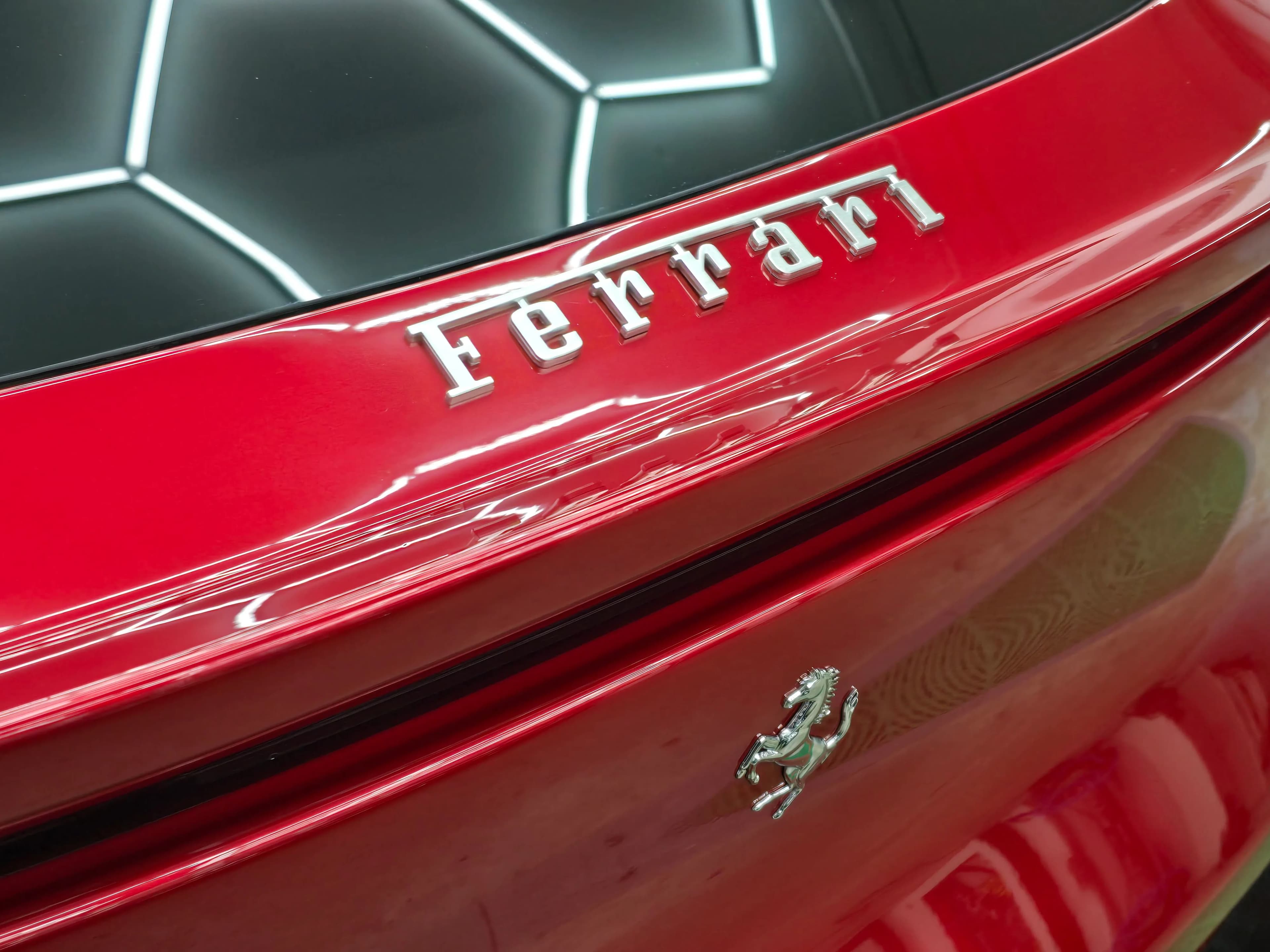 Ferrari Purosangue | PPF - Detailing TPU Real Carbon