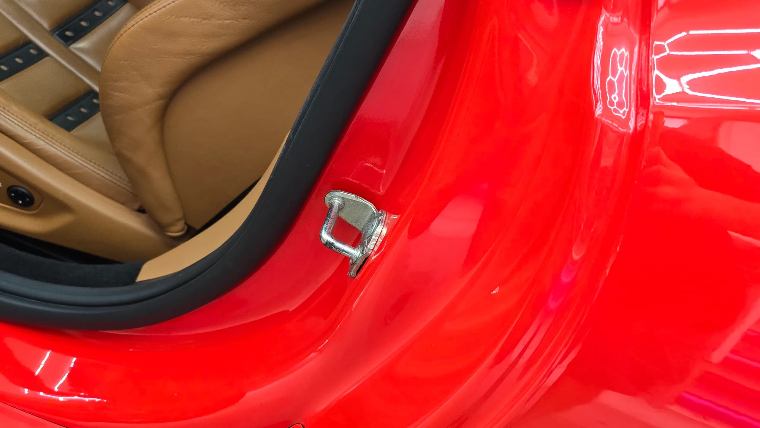 Ferrari California | Wrapping High Gloss Rod Red