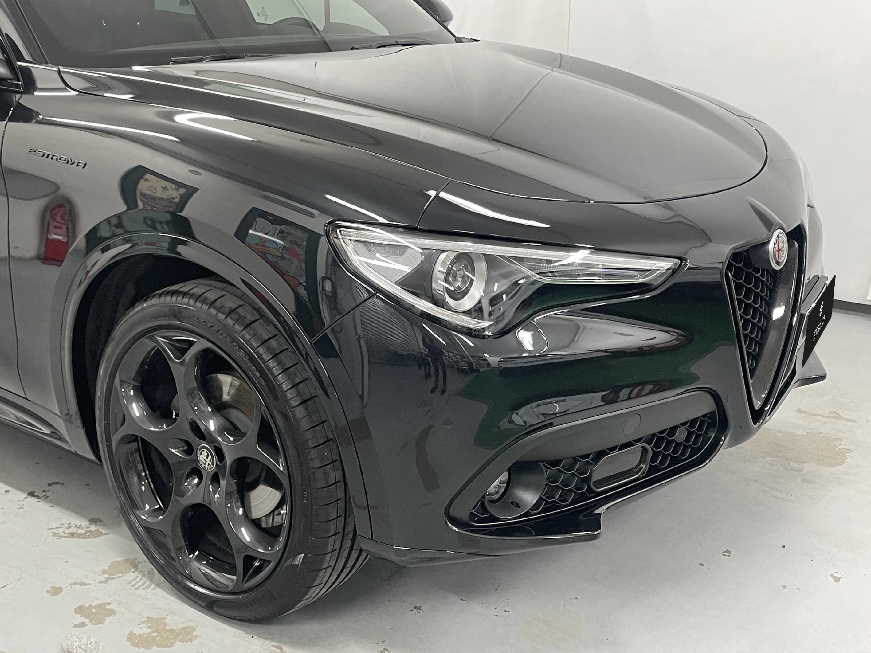 Alfa Romeo Stelvio Estrema | Paint Protection Film