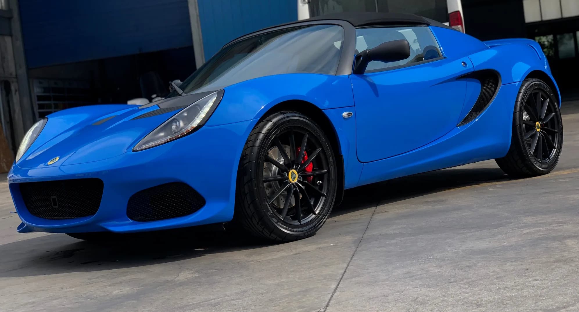 Lotus Elise 220 Sport - Car Detailing